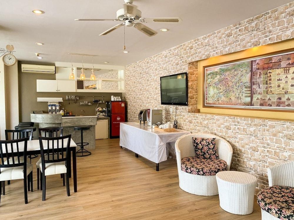 Inspire House Hotel Чіангмай Екстер'єр фото