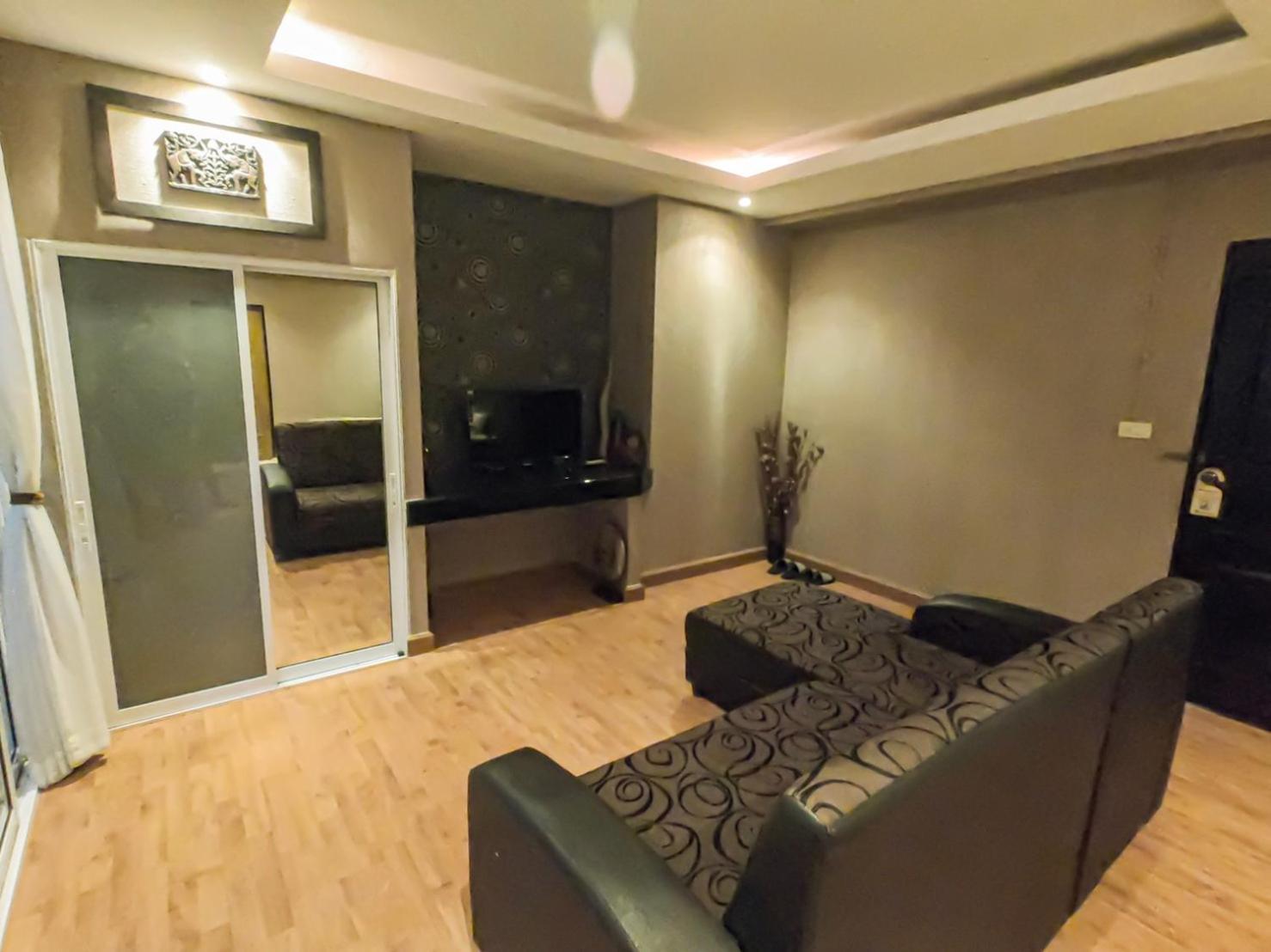 Inspire House Hotel Чіангмай Екстер'єр фото